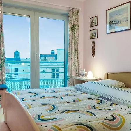 Apartment 2 Bedroom In