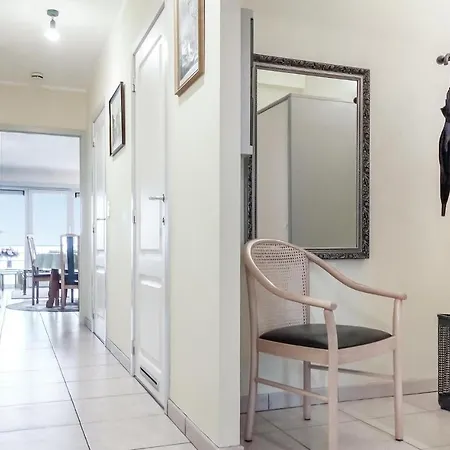 2 Bedroom In *