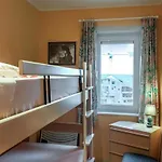 2 Bedroom In דירה