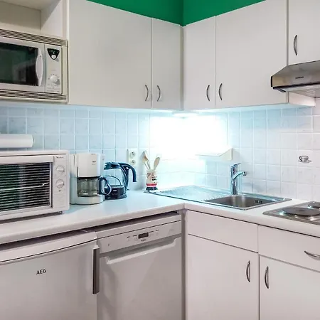 2 Bedroom In *