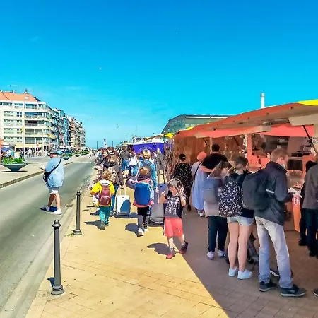 2 Bedroom In Apartmán Ostende